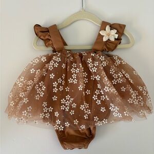 Bailey’s Blossoms Baby Girl Tulle onesie dress-SZ 18-24 months
